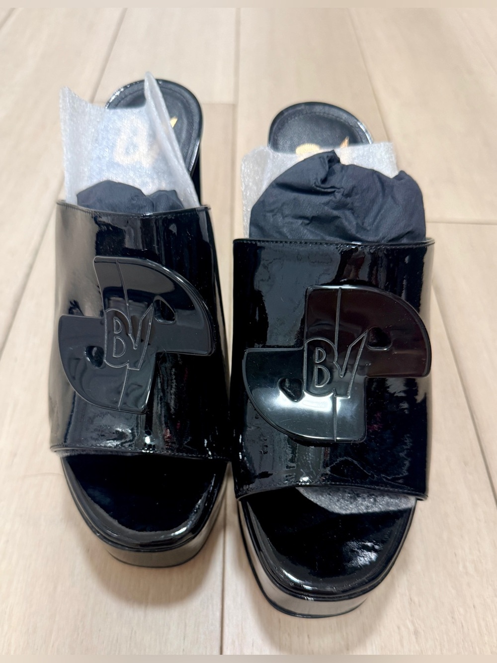 BV Patent Leather Black Slide Sandals